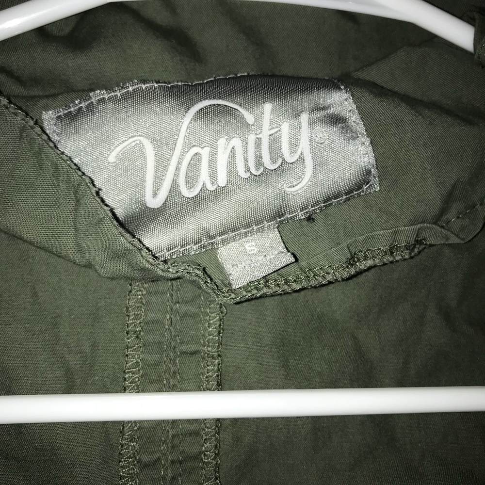 Army green jacket - Picture 2 of 3
